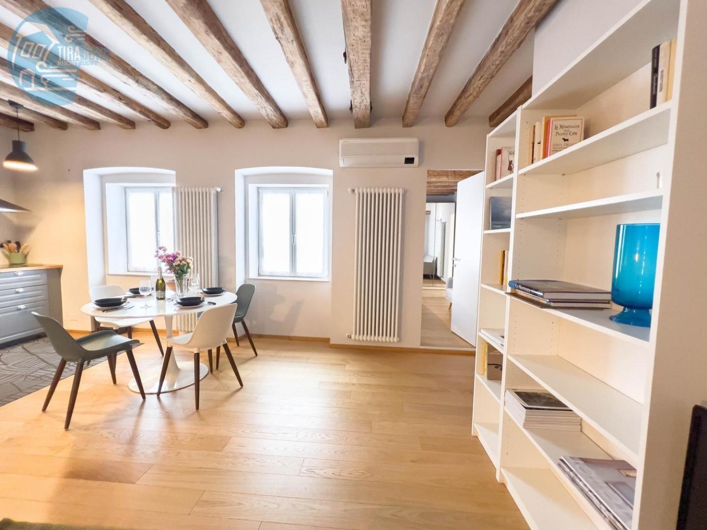 Mazzini 9 Tirabora Short Rent Διαμέρισμα Τεργέστη Εξωτερικό φωτογραφία