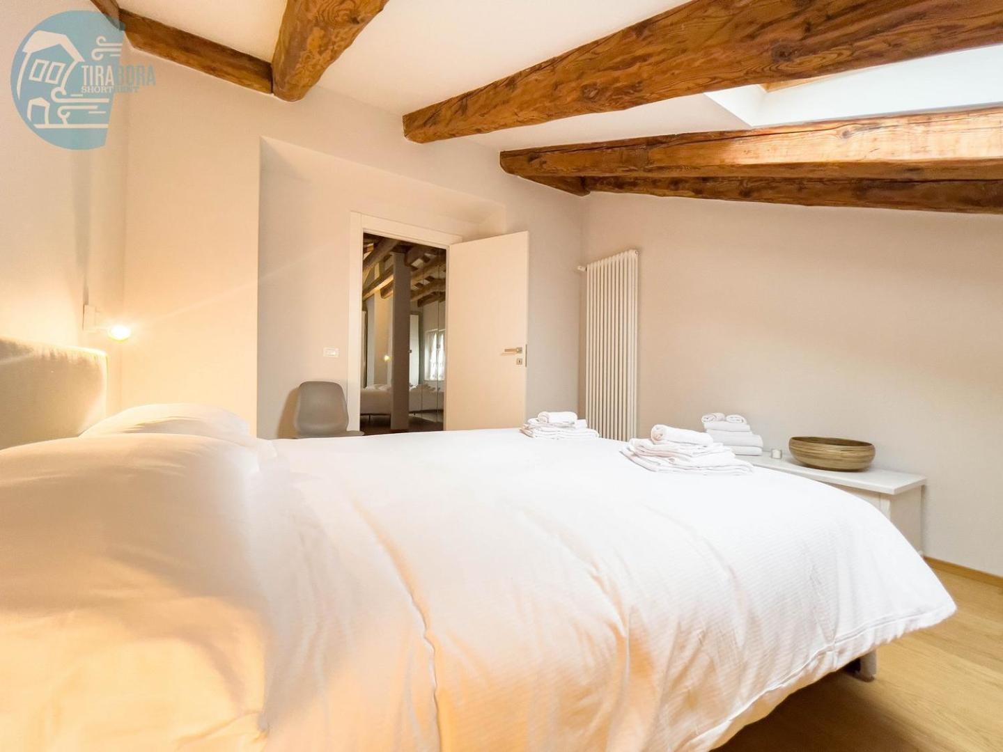 Mazzini 9 Tirabora Short Rent Διαμέρισμα Τεργέστη Εξωτερικό φωτογραφία