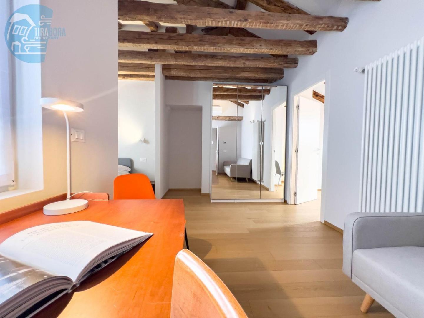 Mazzini 9 Tirabora Short Rent Διαμέρισμα Τεργέστη Εξωτερικό φωτογραφία