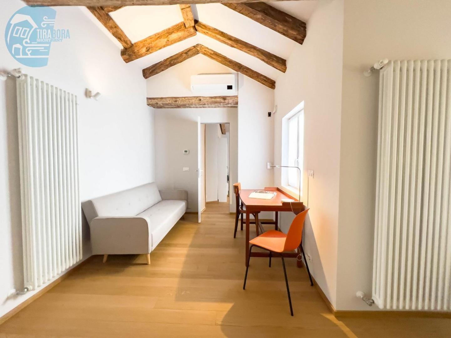 Mazzini 9 Tirabora Short Rent Διαμέρισμα Τεργέστη Εξωτερικό φωτογραφία